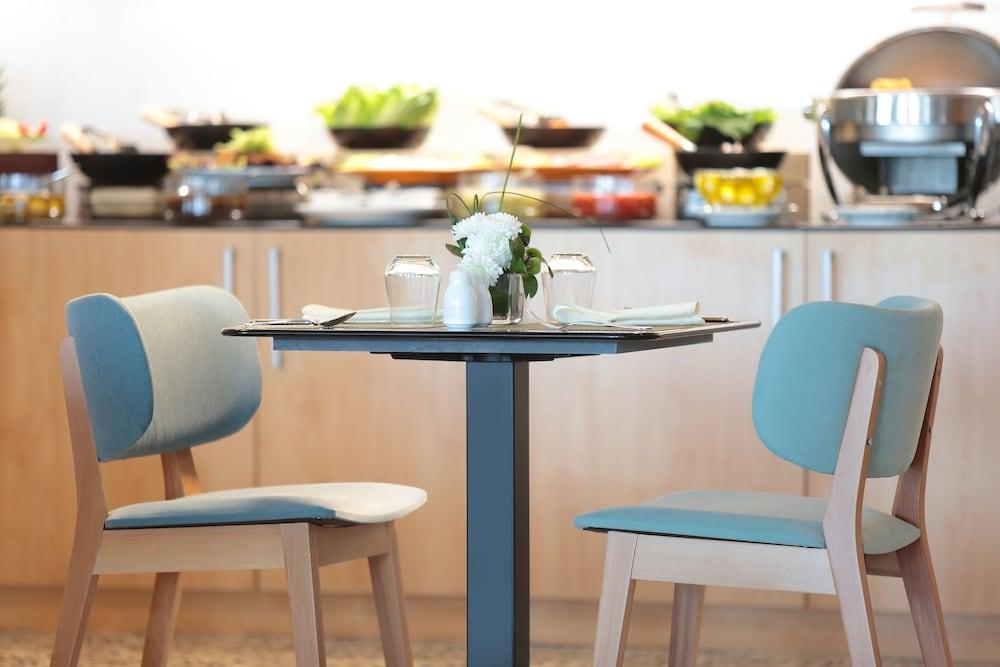 Park Inn by Radisson Jubail Industrial City Bagian luar foto