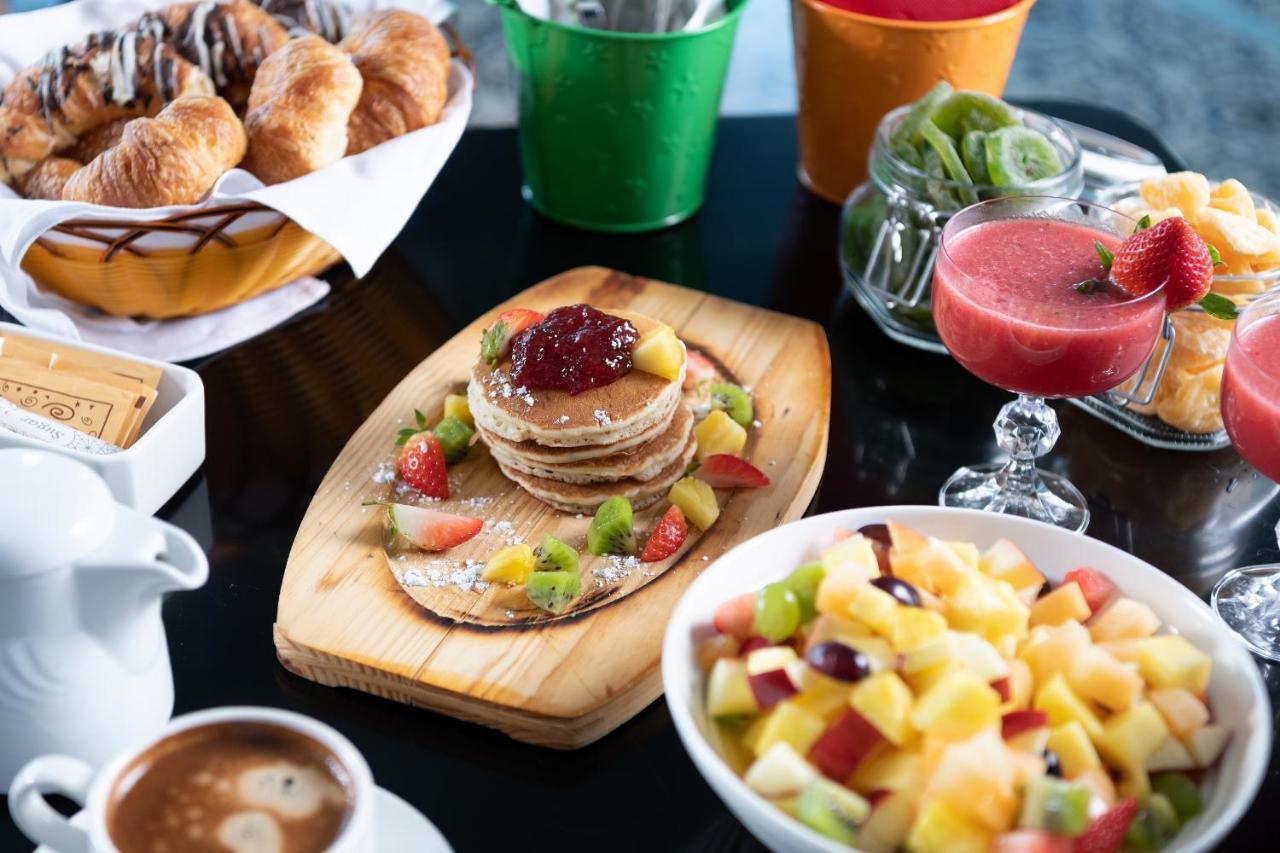 Park Inn by Radisson Jubail Industrial City Bagian luar foto