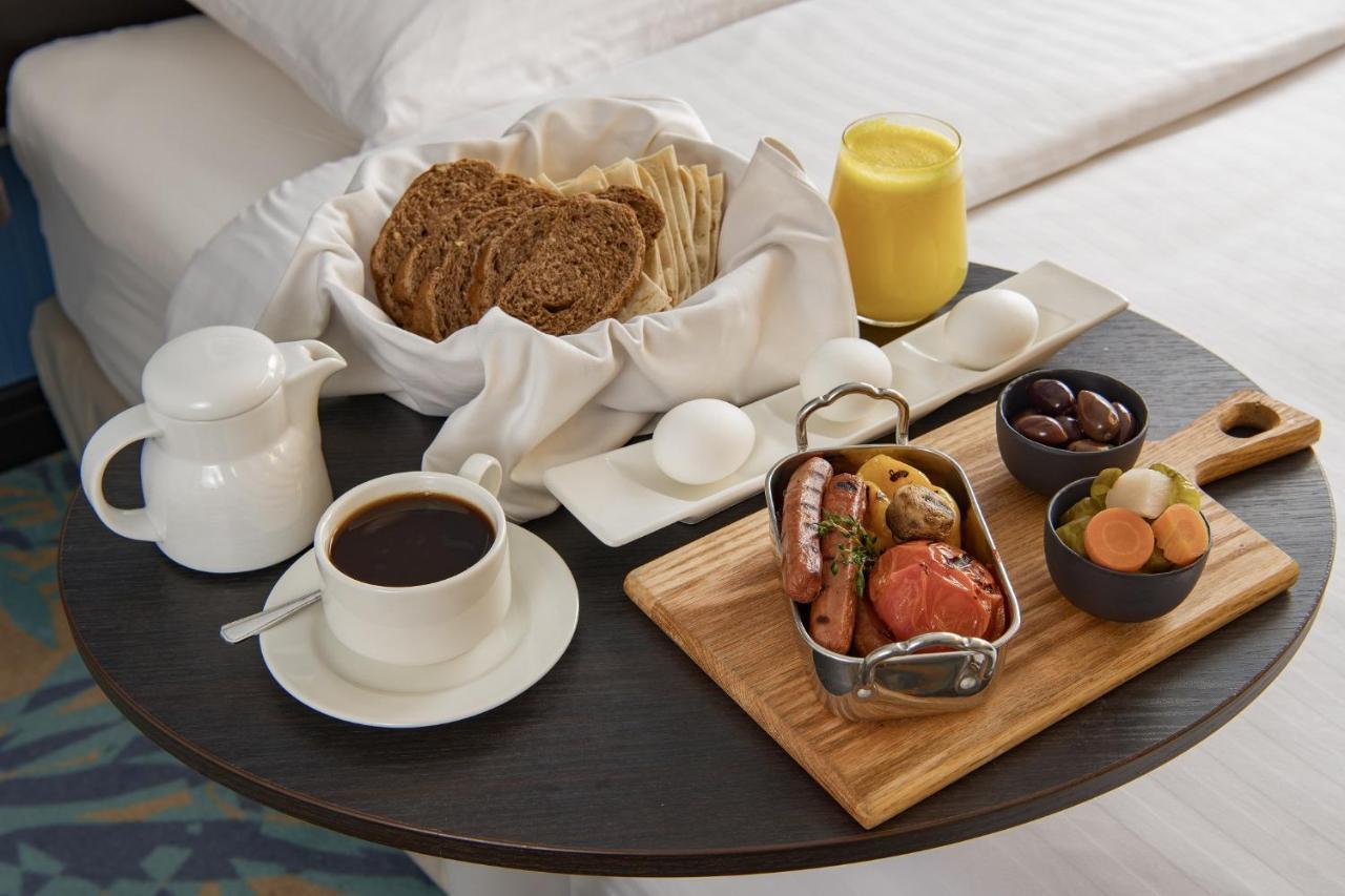 Park Inn by Radisson Jubail Industrial City Bagian luar foto